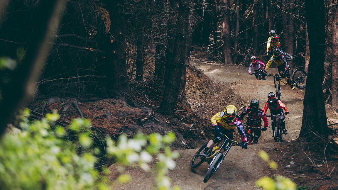 ur team: mountain bike paradise 1