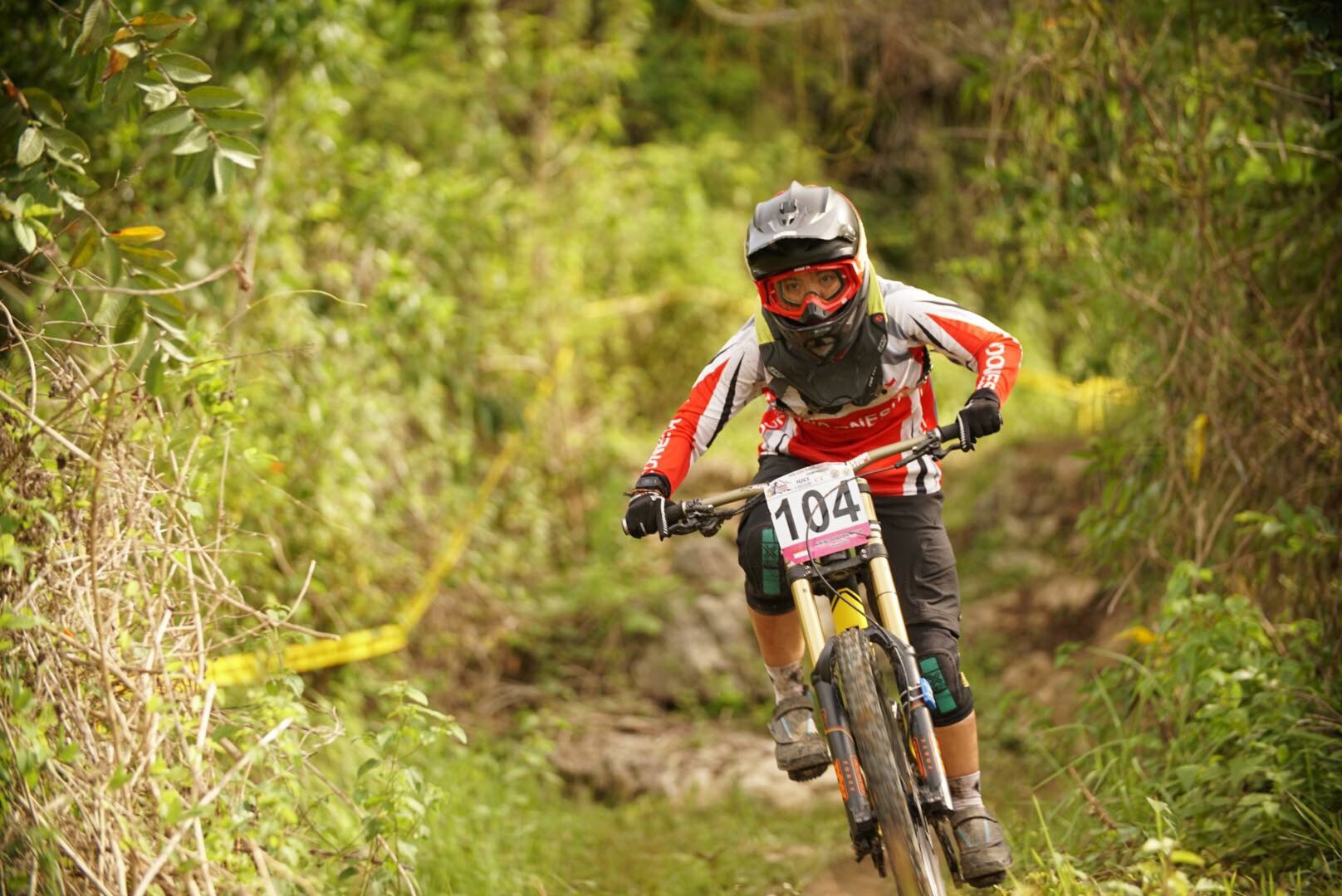 Dukung Mukhib Dan Nining, Sukses Atlet Indonesia! 4 dukung mukhib dan nining, sukses atlet indonesia! 3