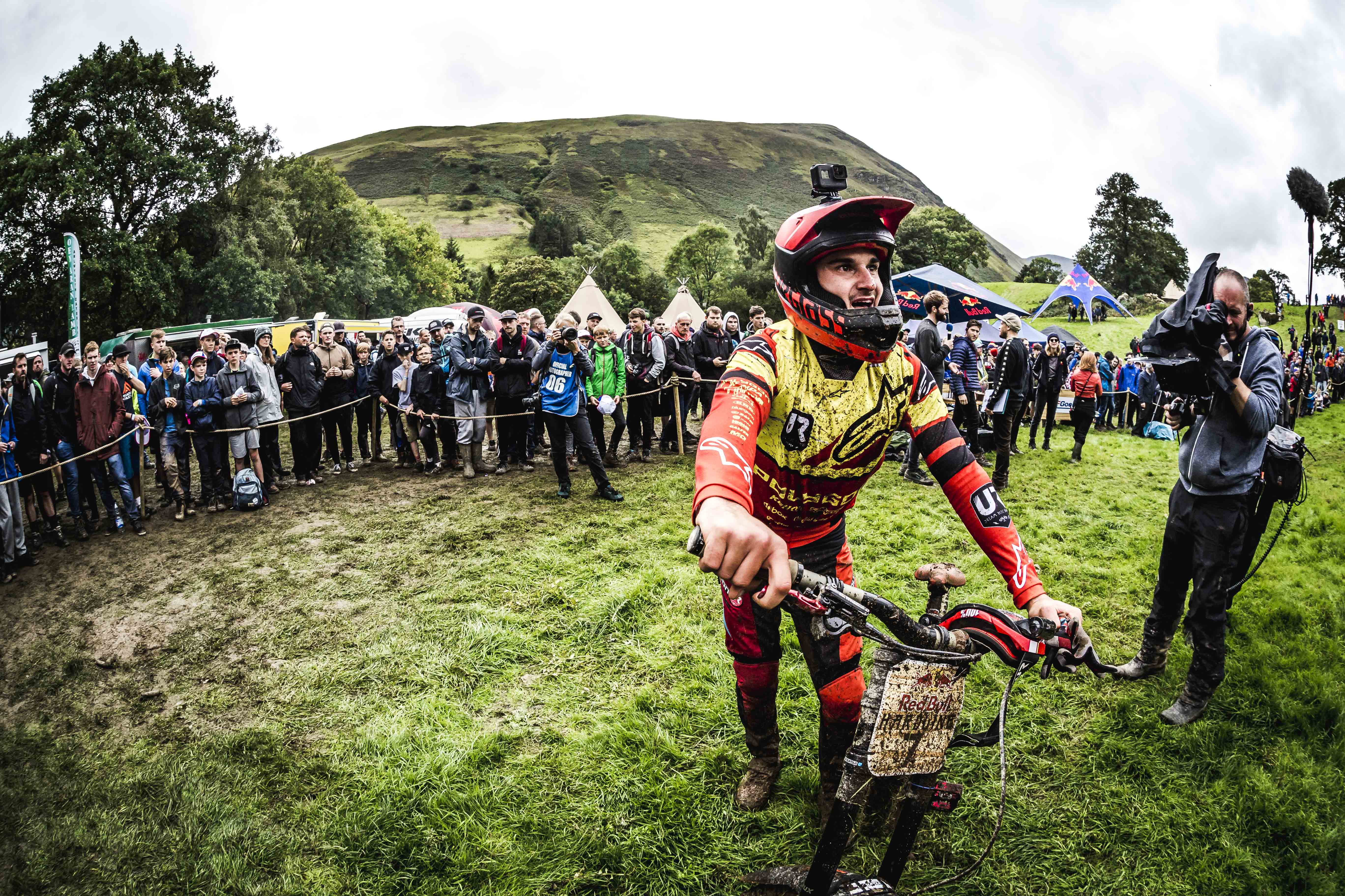 ur team: red bull hardline 23