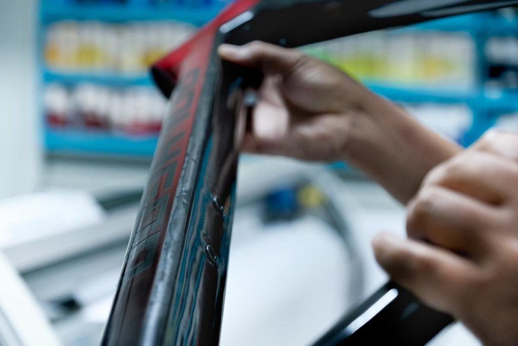 Raw Carbon Look: Perfectly Imperfect 8 raw carbon look: perfectly imperfect 7