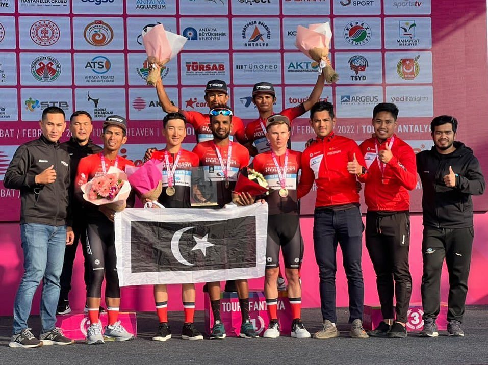 Terengganu Polygon Cycling Team won The Best Overall Team Classification in Tour of Antalya, Turkey (13/2)