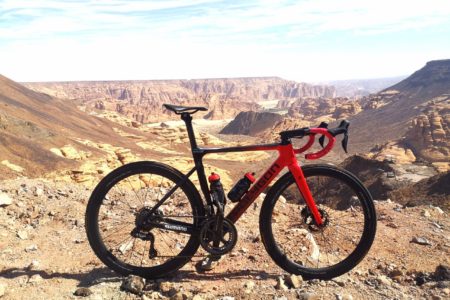 polygon road bike bersorak di uni emirat arab dan turki 12